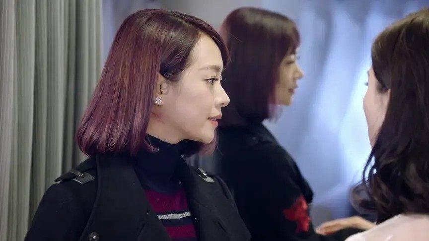 了解请问这道题怎么化成完全平方的?我怎么看不懂?求解答过程,要非常详细的过程,谢谢。,最全面实用的红迪网平台